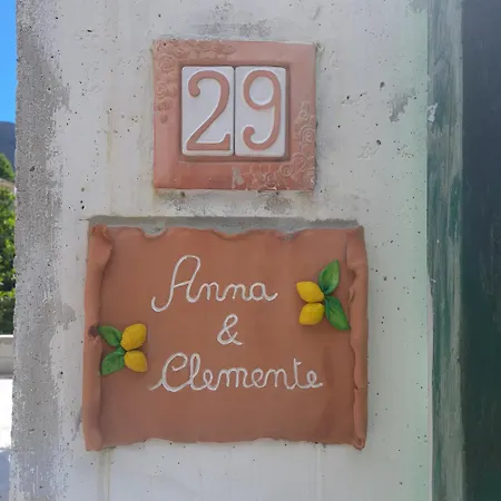 Casa Limone Anna E Clemente Cilento *