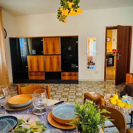 Appartamento Casa Limone Anna E Clemente Cilento Sapri