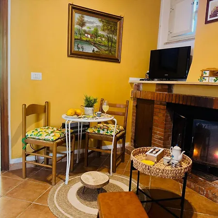 Casa Limone Anna E Clemente Cilento *