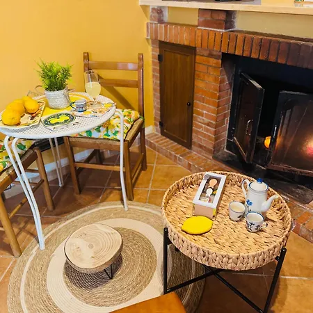 Casa Limone Anna E Clemente Cilento *