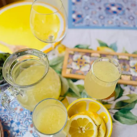 Casa Limone Anna E Clemente Cilento *