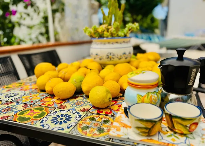 Casa Limone Anna E Clemente Cilento *